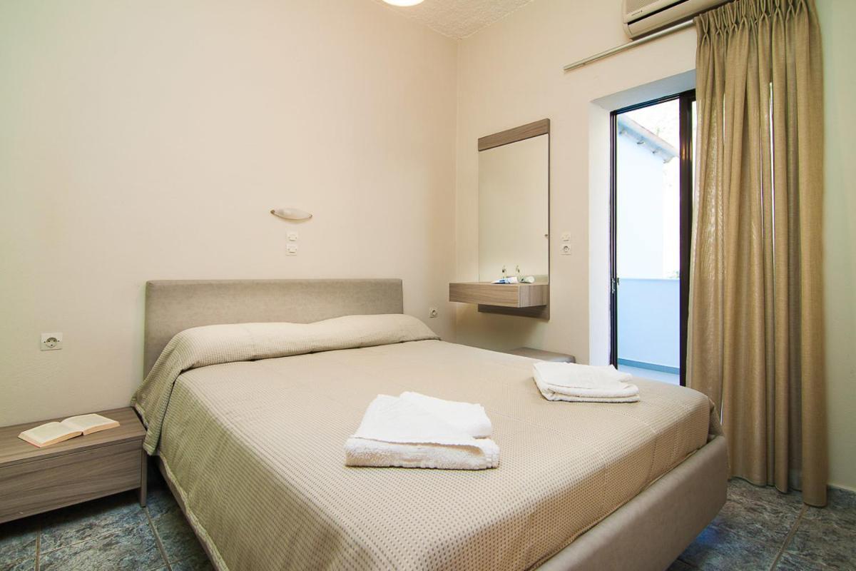 Skinos Apartments Плакіас Номер фото
